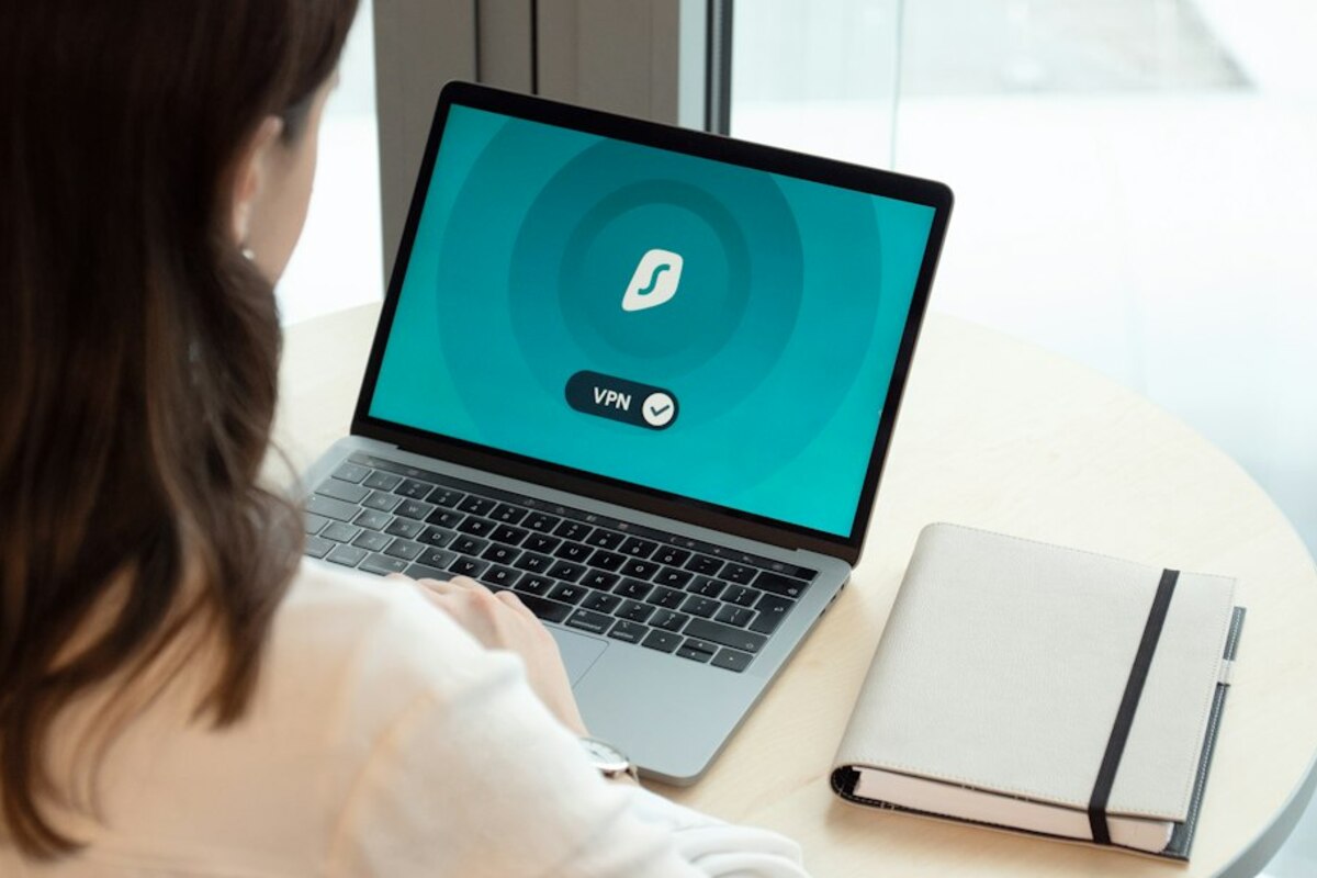 Password Managers vs Built‑In Browser Password Saving: Which One Actually Keeps You Safer (and Sane)?