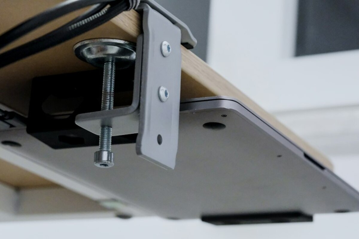 Power Strips vs. Surge Protectors: The Simple Difference That Can Save Your Electronics