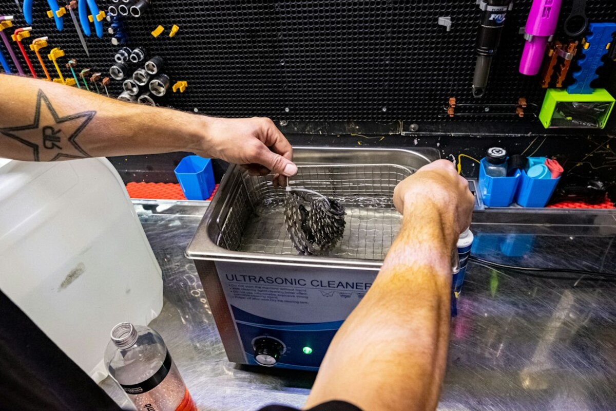Your Refrigerator’s Hidden Dust Problem: The 20-Minute Coil Clean That Can Cut Noise and Power Use